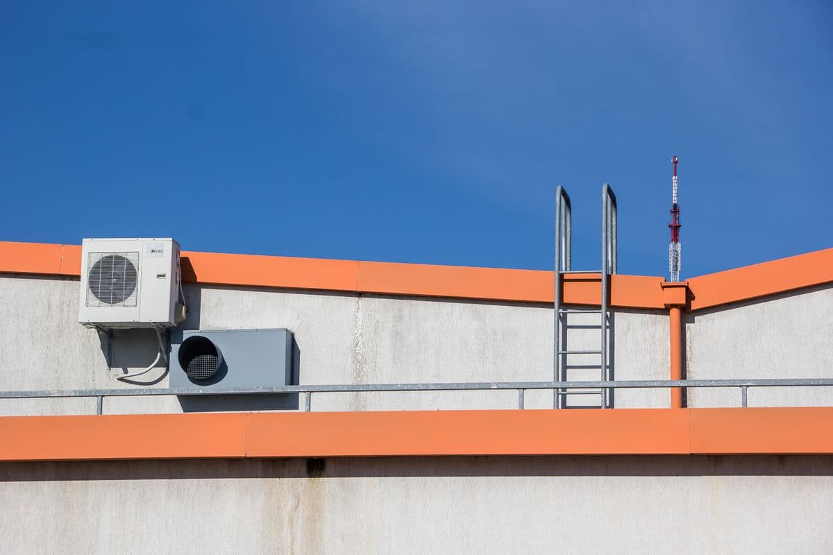 Large commercial building with industrial air conditioning units