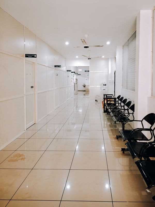Healthcare facility with specialist air conditioning for clean environments