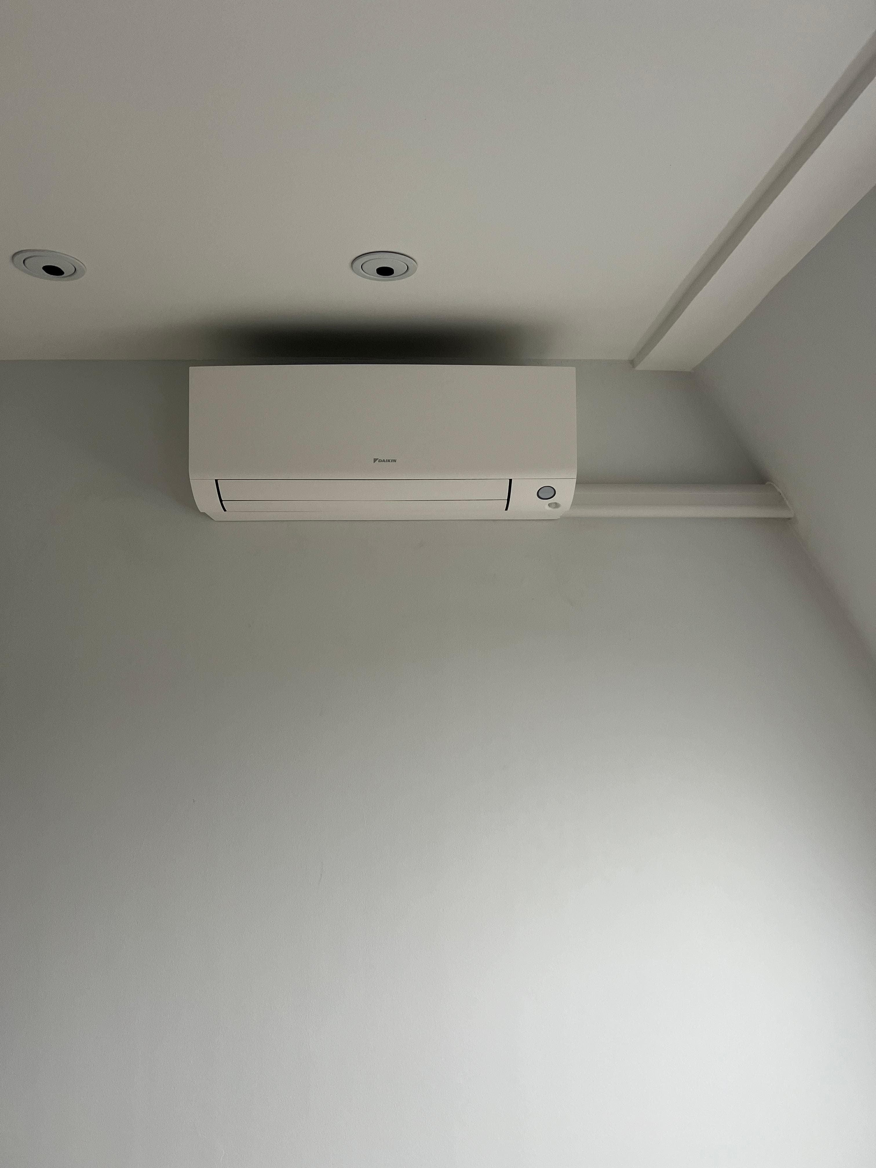 Daikin Perfera with trunking - alternative installation angle